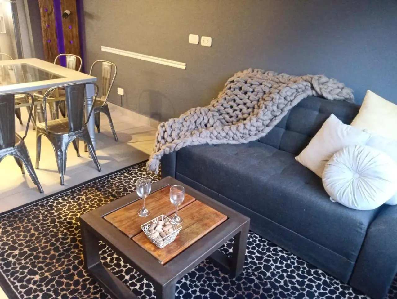 EXCEPCIONAL 18 DEPARTAMENTO CON COCHERA - Vista a la MONTAÑA - Ciudad Mendoza- Zona Residencial Apartamento Mendoza
